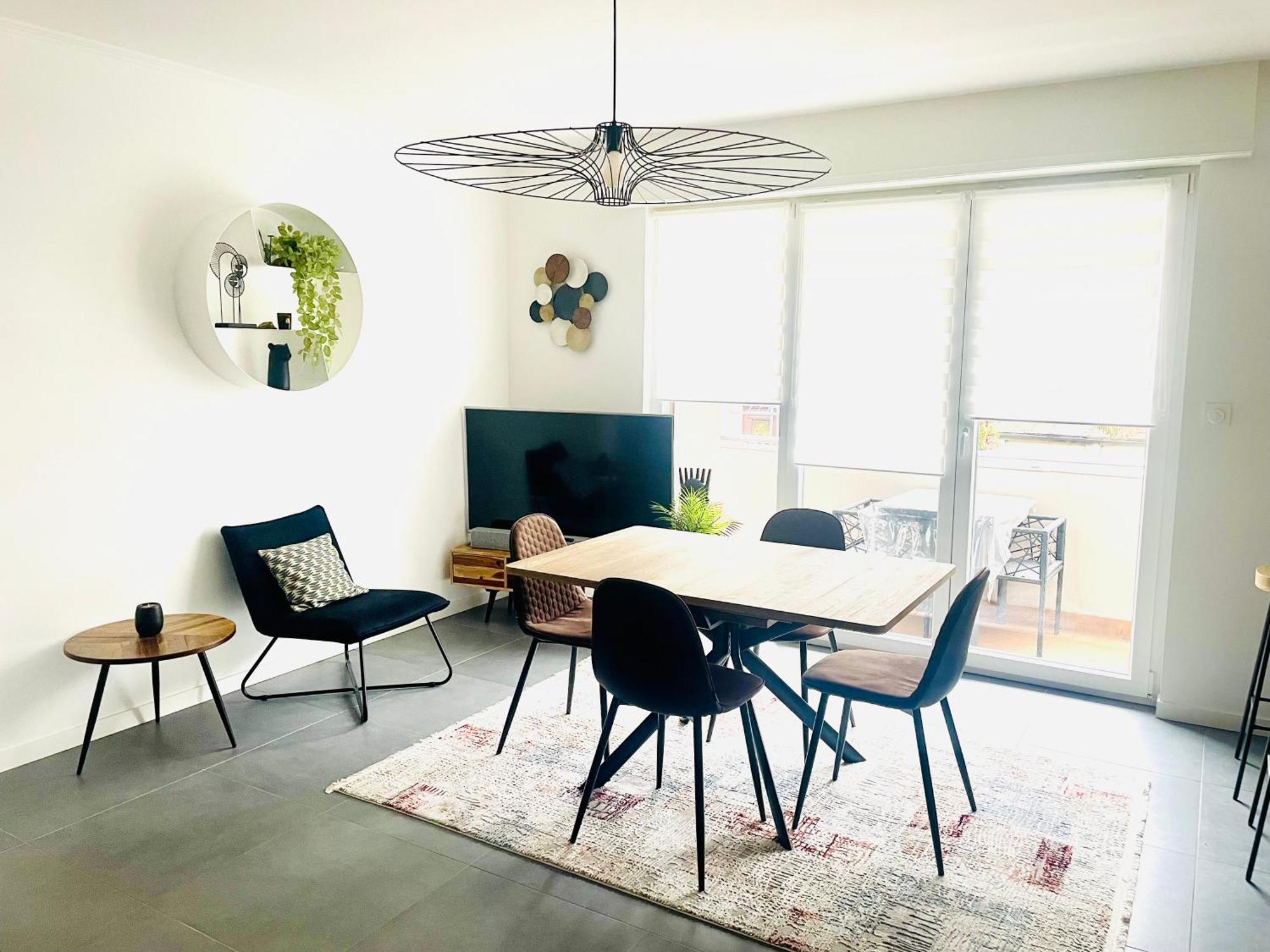 Appartement De Standing Proche Centre Ville Et Gare Mulhouse Eksteriør billede